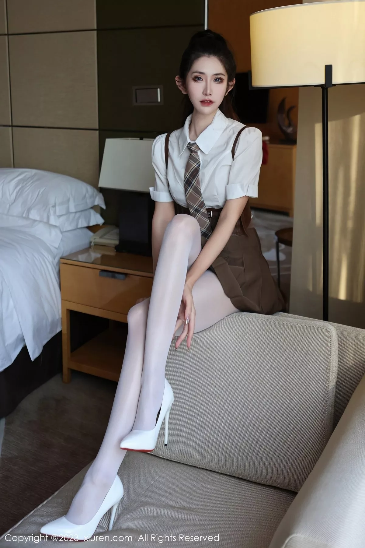 [XiuRen秀人网]第6478期依娜写真-秀人资源网